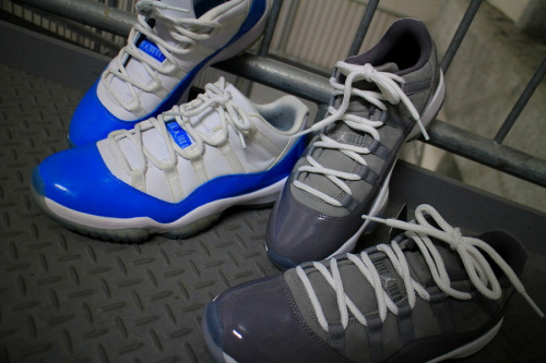 スニーカーのNIKE AIR JORDAN 11