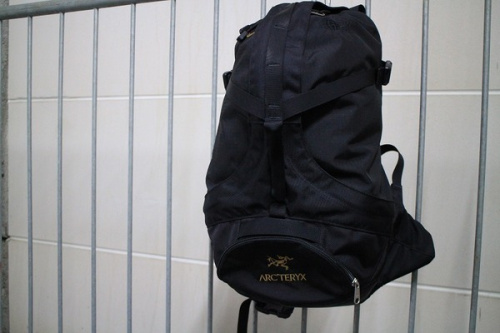 アウトドアブランドのARC'TERYX × BEAMS