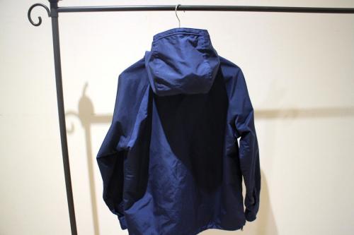 シエラデザインのSHORT PARKA