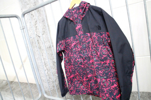 アウトドアブランドのTHE NORTH FACE