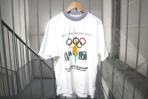 adidasのアディダス