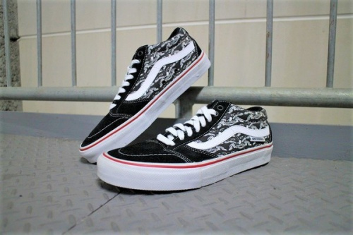 コラボ・別注アイテムのVANS×ANTIHERO