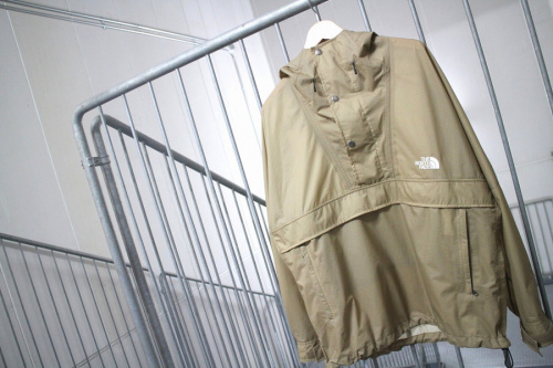 アウトドアブランドのTHE NORTH FACE