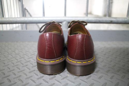 3 EYELET GIBSONの50周年記念モデル