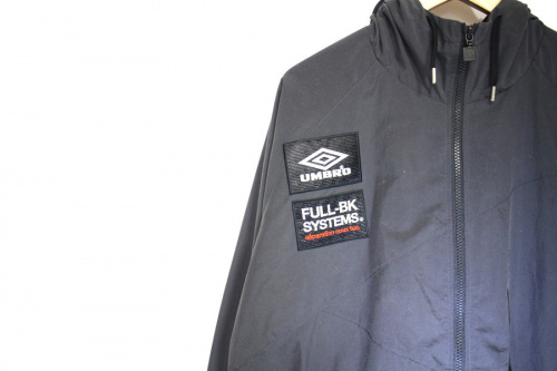 コラボ・別注アイテムのFULL-BK × UMBRO × atmos