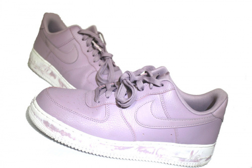 スニーカーのNIKE