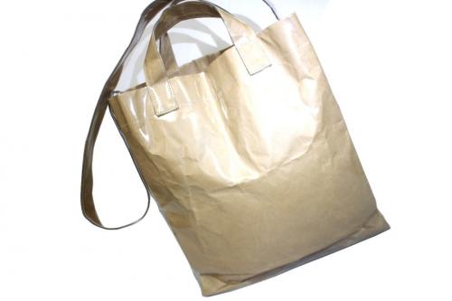 コム デ ギャルソンシャツのPVC PAPER SHOPPER