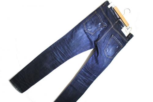 ディースクエアードのSKATER JEAN