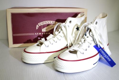 CHUCK TAYLOR