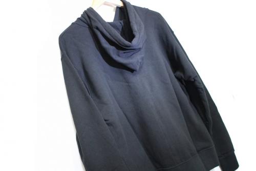 ロゴプリントパーカーのメンズ