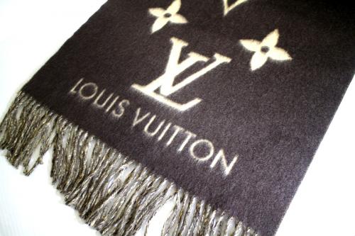 ルイ ヴィトン　のカシミヤマフラー