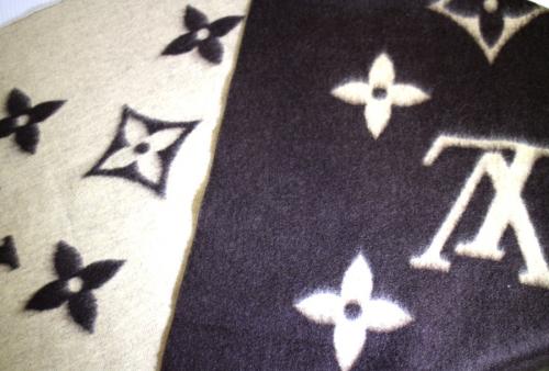 エシャルプ レイキャビック