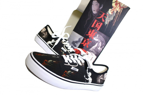 コラボ・別注アイテムのVANS×WACKO MARIA