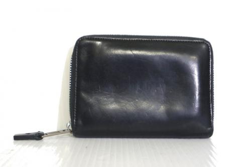 メゾンマルジェラのラウンドファスナー2つ折り財布