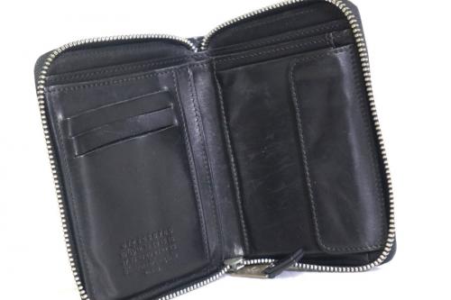 ラウンドファスナー2つ折り財布のレディース