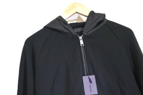 ジャージ×ナイロンフードパーカーの19年モデル