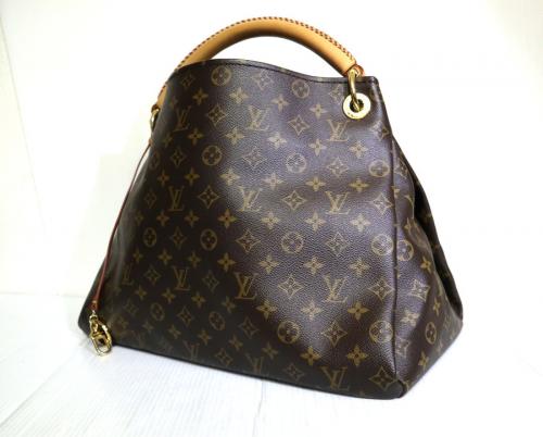 ルイ ヴィトン　のアーツィーMM