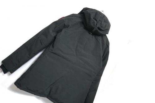 カナダグースのRIDEAU PARKA