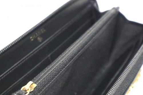 キャビアスキン ボーイシャネル