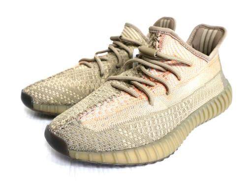 adidasのアディダス