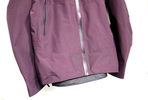 アークテリクスのBeta SL Jacket