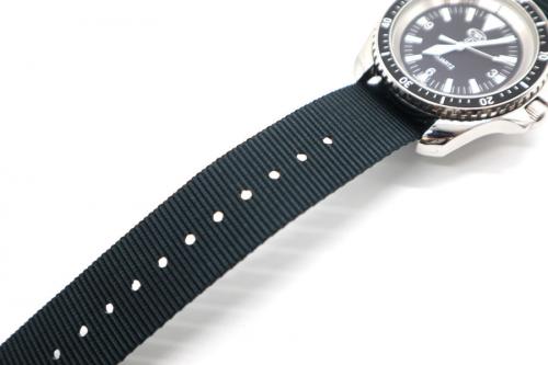 カボットウォッチカンパニーのロイヤルネイビー