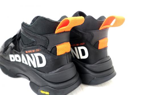 ブランドブラックのSAGA MILSPEC