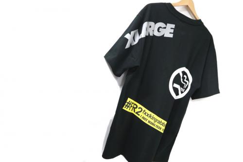 エフアールツー×エクストララージのRandom Logo Tee