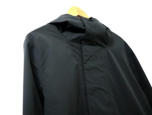 デサント オルテラインの3D FOAM LAMINATION ACTIVE SHELL JACKET
