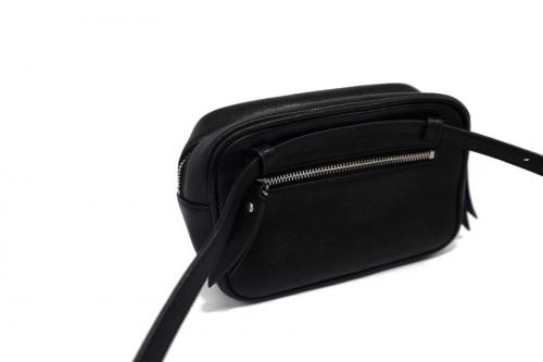 サンローランパリのMONOGRAM LOU CAMERA