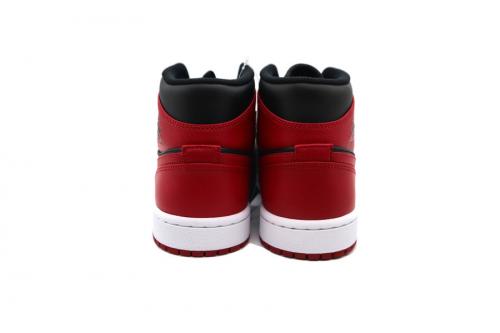 AIR JORDAN 1 MID BREDのスニーカー