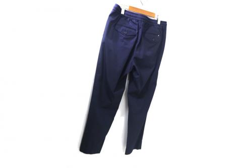 モンクレールのドロストトラックパンツ