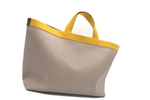 エルベシャプリエのリュクス舟型トートXL