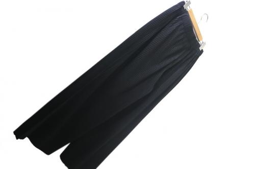 オム プリッセ イッセイ ミヤケのプリーツワイドパンツ