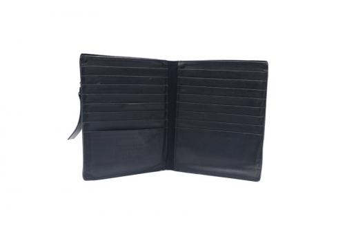 レザー二つ折りウォレットのメンズ