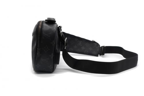 ルイ ヴィトン　のバムバッグ