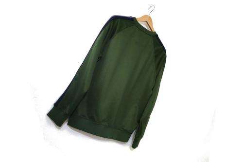 ステューシーのPoly Track Crew