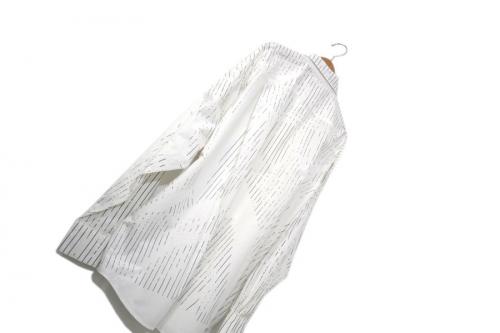 ダブレットのCOMPRESSED STRIPE SHIRT