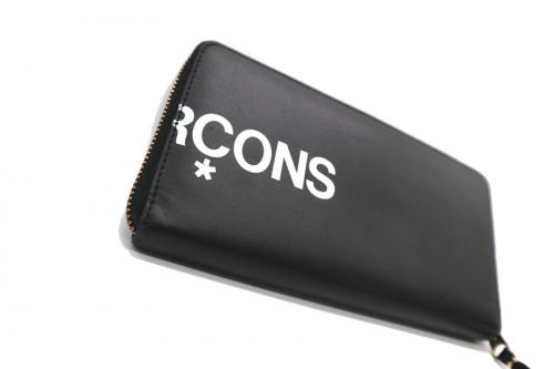 コムデギャルソンのZIP LONG WALLET