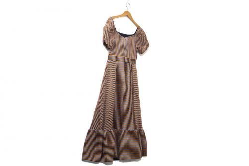 グレースコンチネンタルのシアーリップルカットワンピース