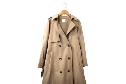 VARIOUS BACK PLEATS TRENCHのレディース