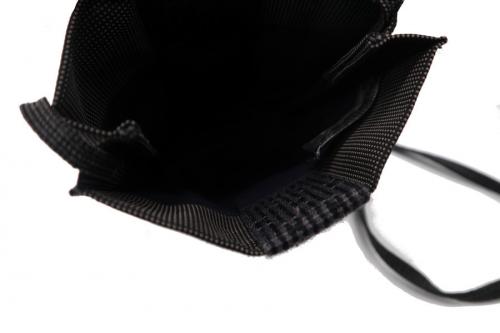 ポシェットのサコッシュ