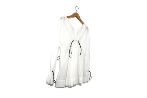 アンスリードのドローストリングシャツ