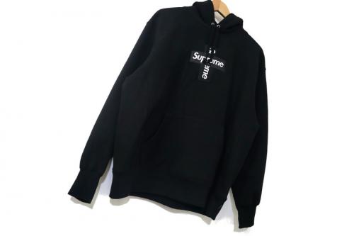 SUPREMEのシュプリーム