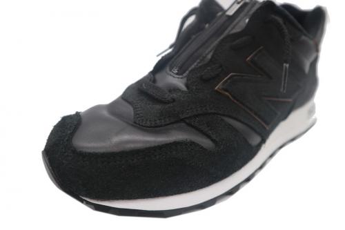 ニューバランスのローカットスニーカー