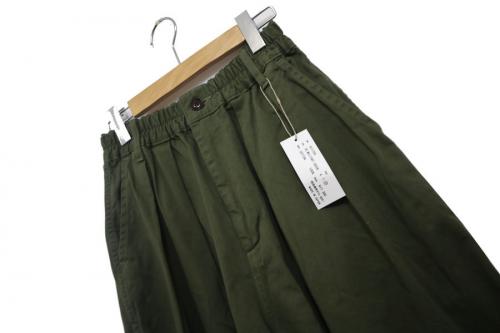 チノクロスサーカスパンツのレディース