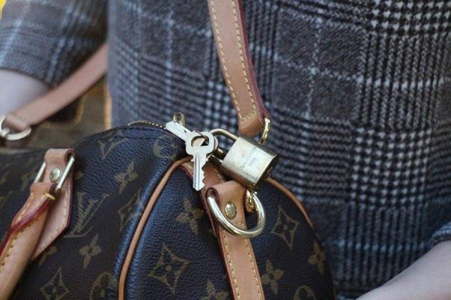 今年のスタイルに最適なLOUIS VUITTON [2016.12.12発行]｜トレファクスタイルホームズ川崎大師店｜洋服・古着の買取と販売の専門店｜トレジャーファクトリー（トレファク）の