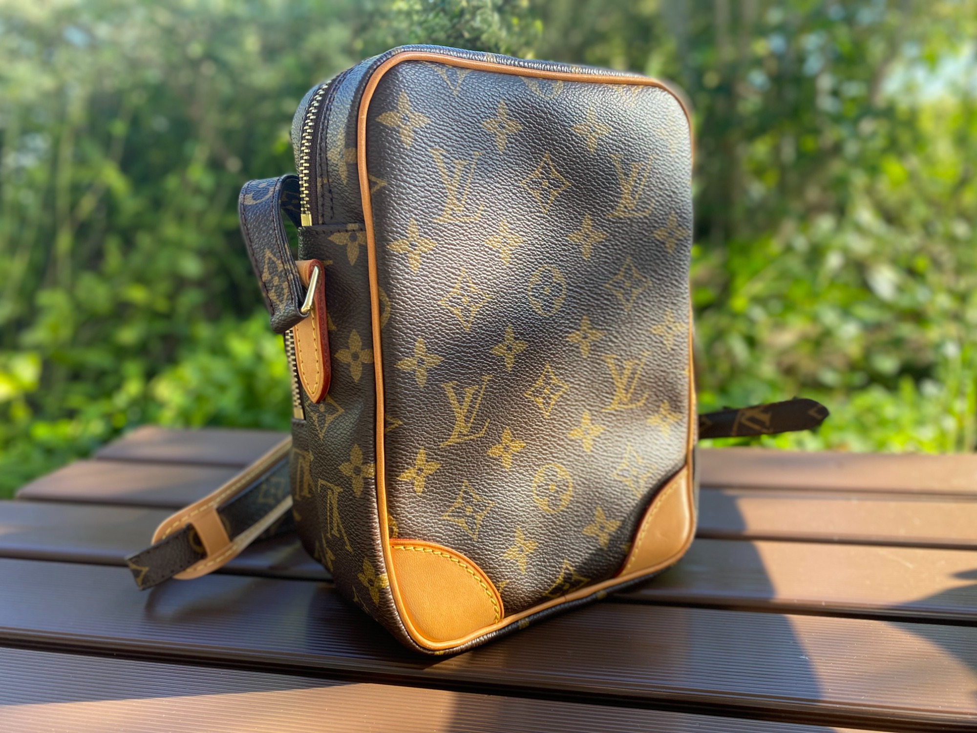 Louis Vuitton/ルイヴィトン】よりアマゾン/スピーディ・バンド 