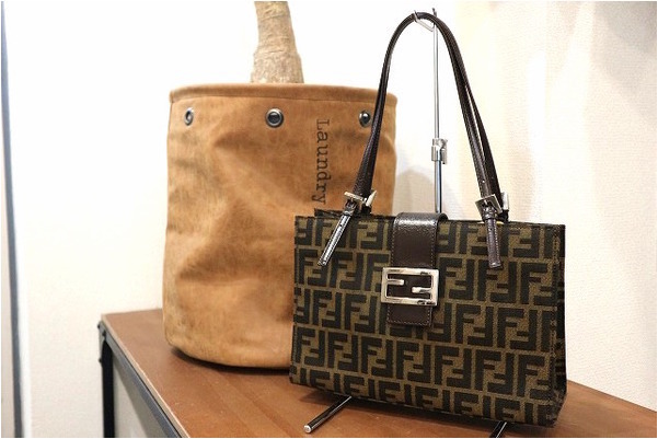 FENDI/フェンディ】のズッカ柄トートバッグが入荷致しました