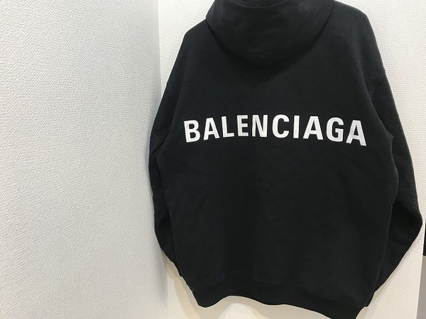 BALENCIAGA バレンシアガ バックロゴフーディ プルオーバーパーカー